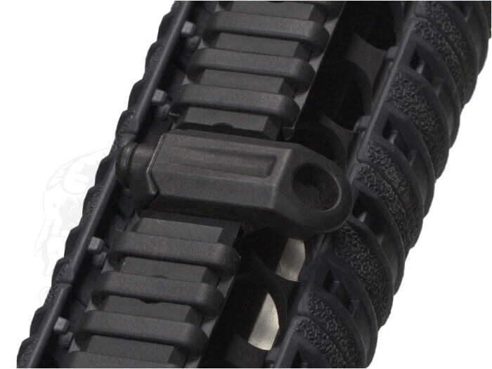 Alternative view of Enganche de correa para rail tipo MGPUL con QD