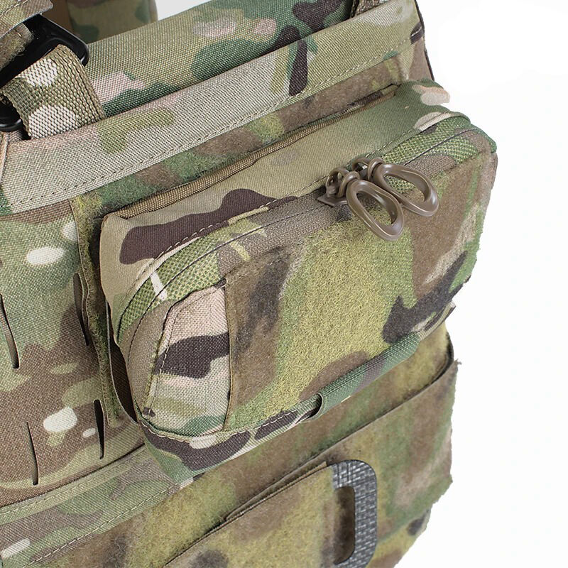 Alternative view of Molle Admin Panel tipo FERRO Ghost Action - Multicam
