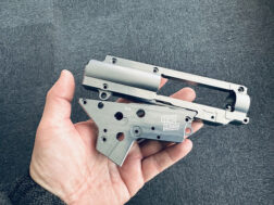 Carcasa Gearbox Split CNC V2 QSC 8mm M4 Standard Retro Arms - Imagen 5