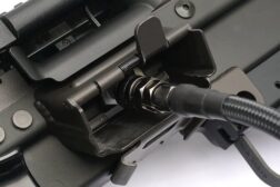 Adaptador HPA para M249 VFC US - Crusader - Imagen 4