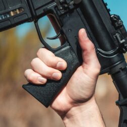 Pistolete MOE K para M4 GBB Magpul - Imagen 10