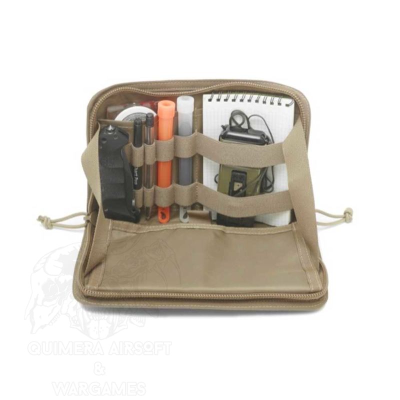 Alternative view of Command Panel Gen2 con portamapas desplegable y ajuste por velcro Warrior - Multicam