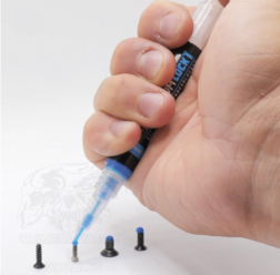 Lubricant Pen Fija Tornillos Extraible - 4UANTUM - Imagen 3