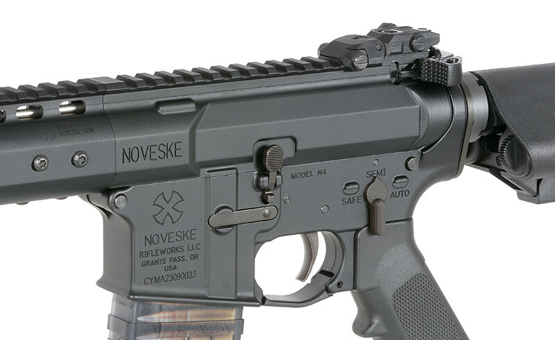 M4 Noveske 10.5" Gen III Shorty 300BLK Gas Blowback Cyma/EMG - Negro - Imagen 9