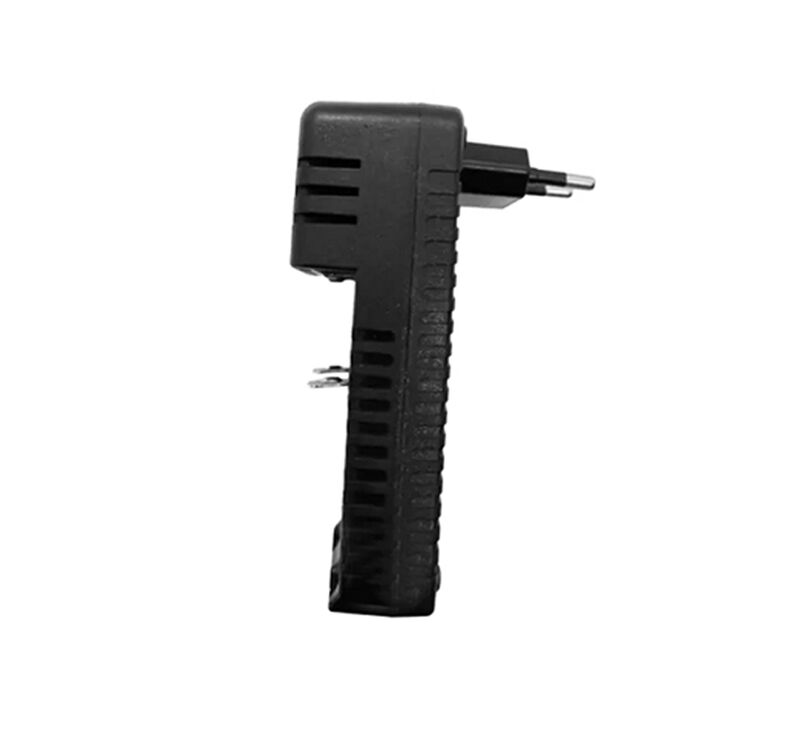 Alternative view of Cargador con 2 Baterias recargables 16340 CR123a 3.7V 700Mah WADSN