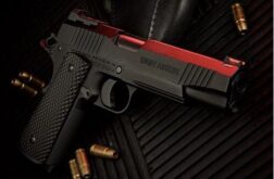 NightHawk Custom 1911 War Hawk NON Rail Version RWA - Negro - Imagen 6