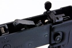 M4 URG-I 11,5" GBBR Ver.EU + 1 Cargador Green Gas - VFC - Brown - Imagen 12