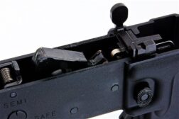 PACK M4 URG-I 11,5" GBBR Ver.EU + 3 Cargadores Green Gas - VFC - Brown - Imagen 11