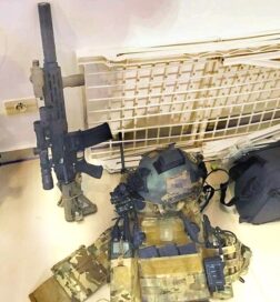 Guardamanos 13,5" M-lok Type Mid-W para 416 TM NGRS Angry Gun - Negro - Imagen 9
